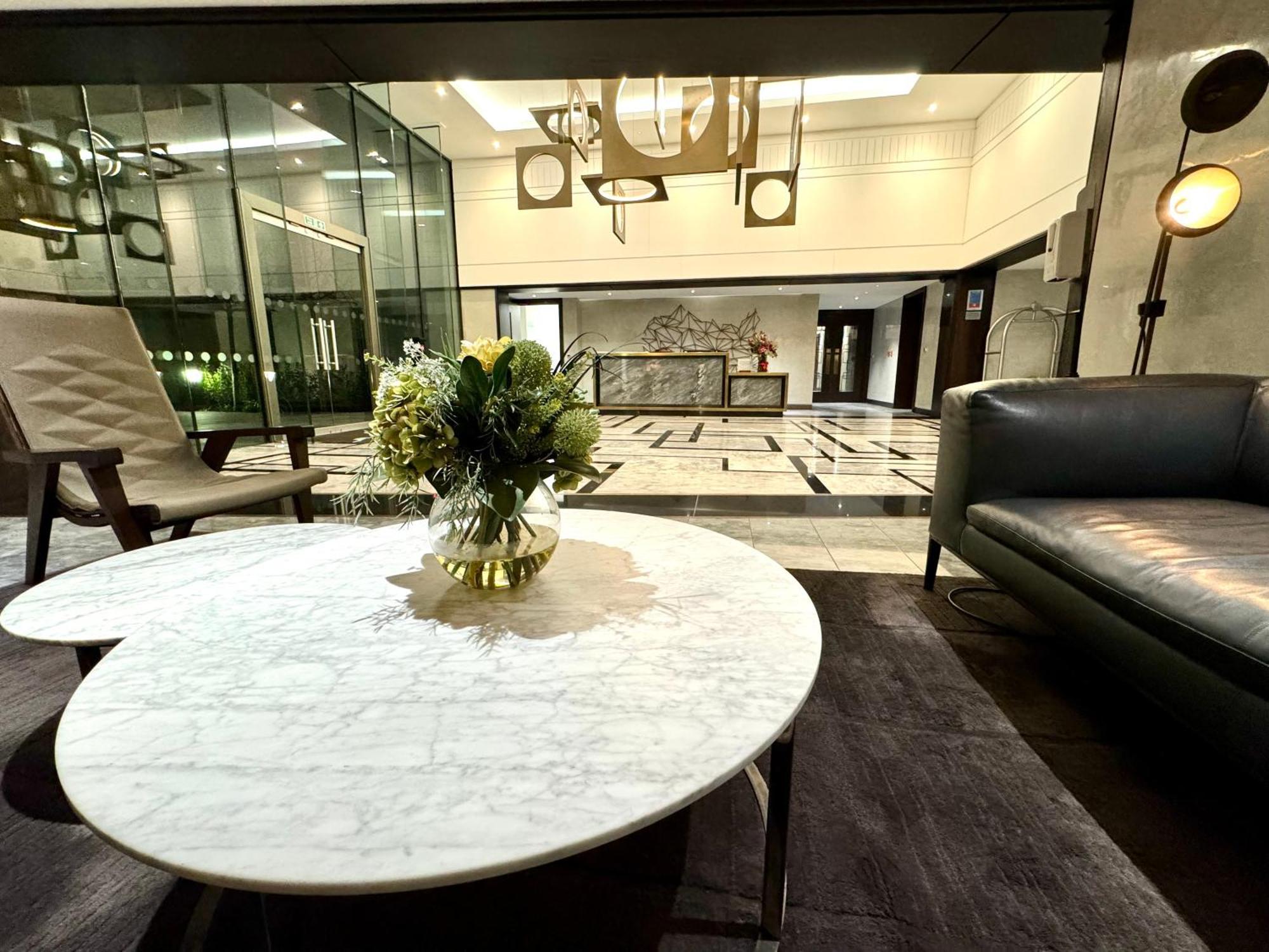 3 Bedroom With 3 Bathrooms Apartment Close To Big Ben By Wild * London