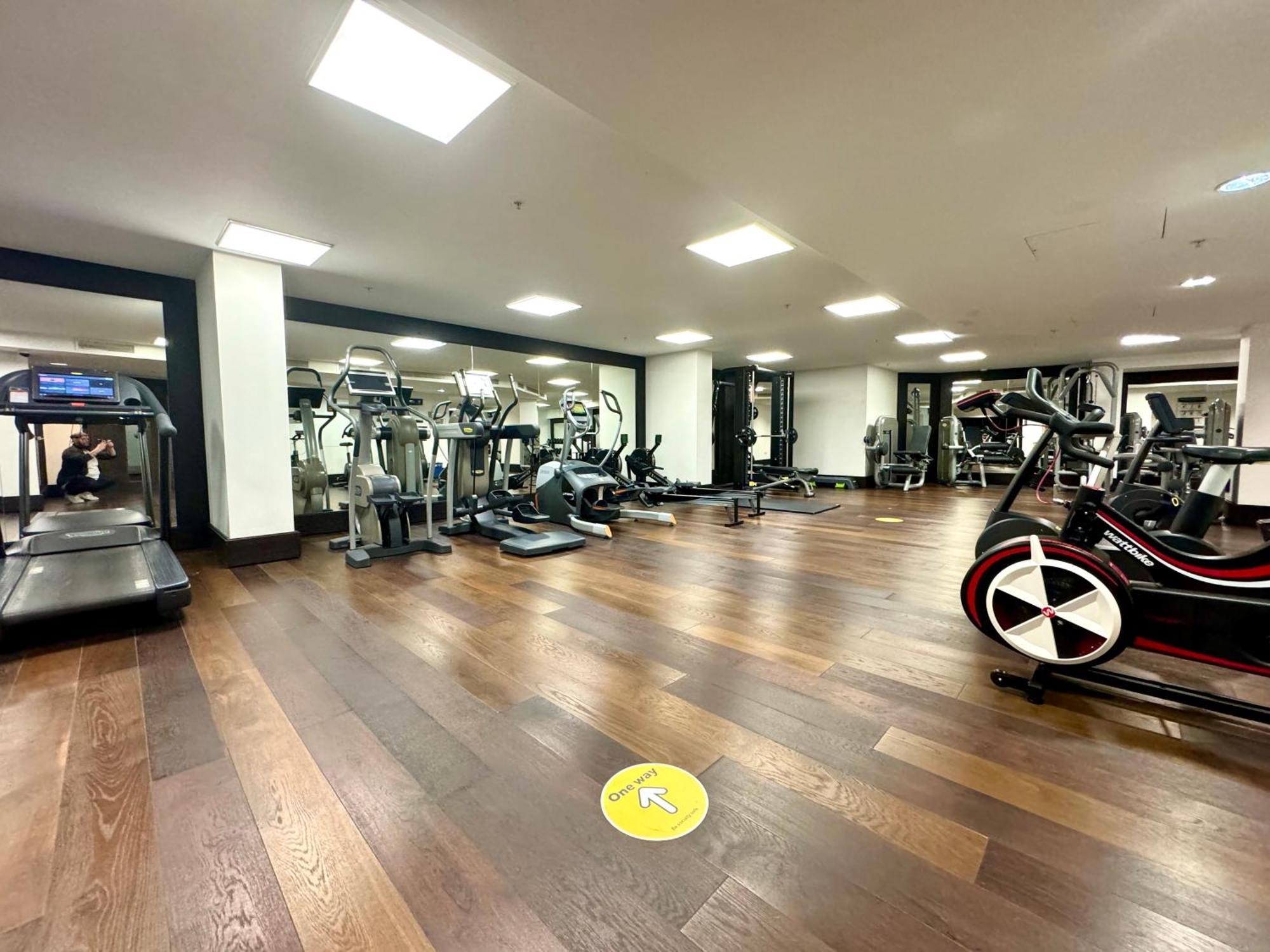 3 Bedroom With 3 Bathrooms Apartment Close To Big Ben By Wild London