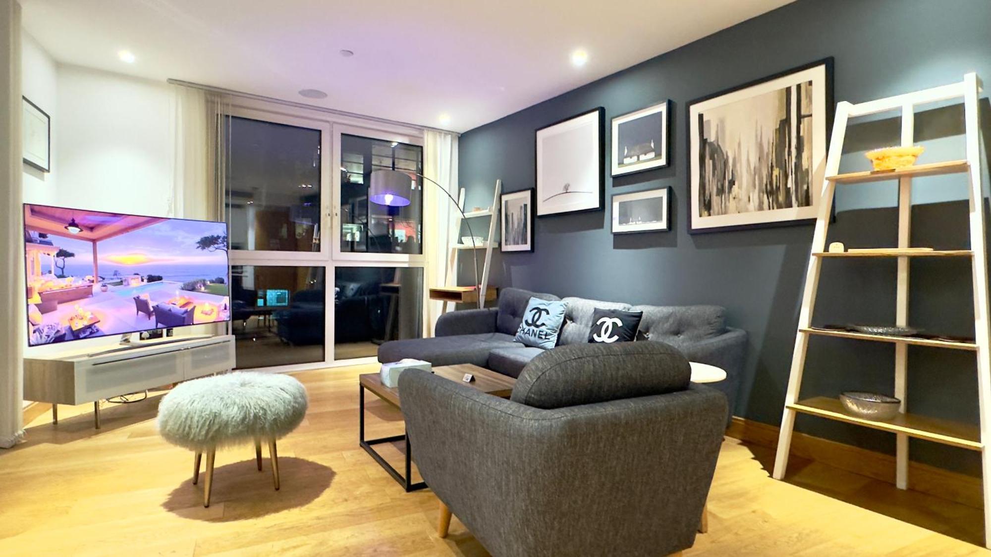3 Bedroom With 3 Bathrooms Apartment Close To Big Ben By Wild * London