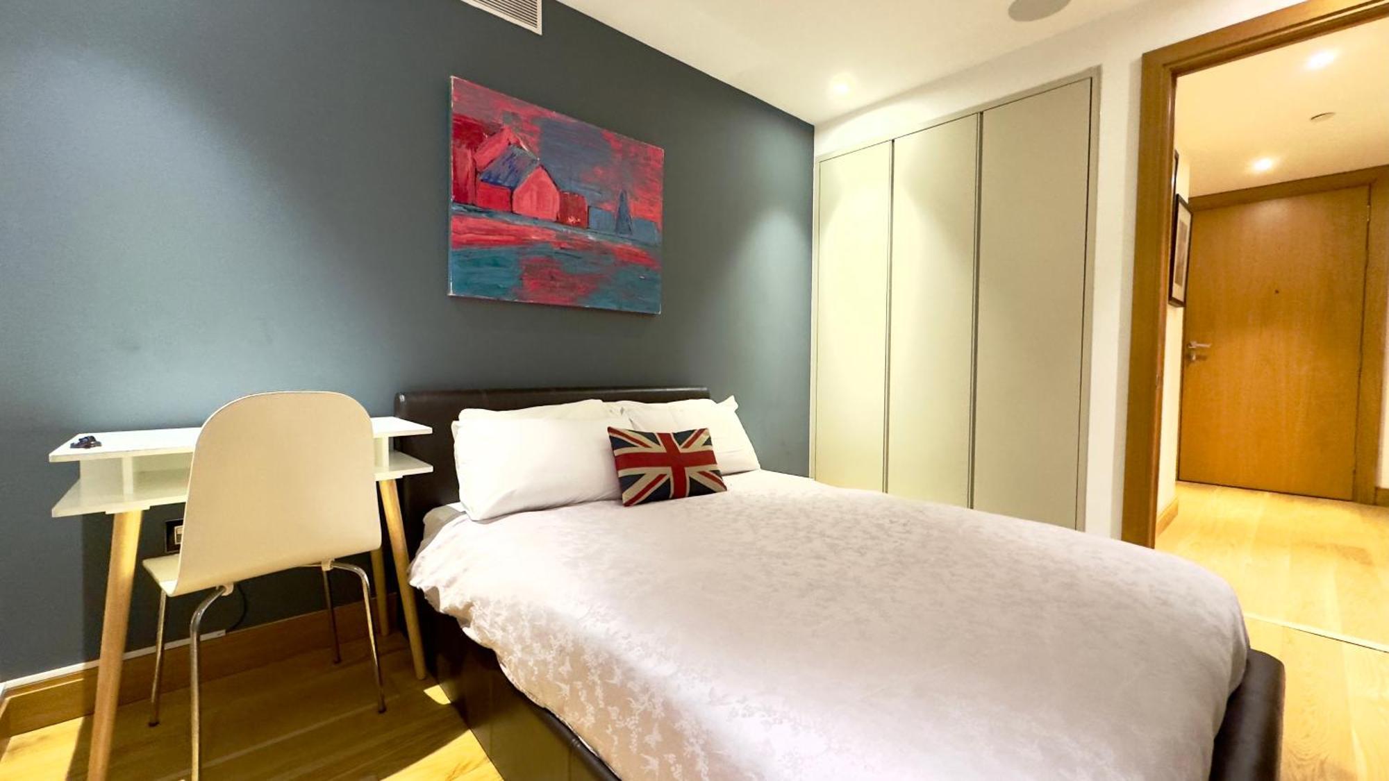 3 Bedroom With 3 Bathrooms Apartment Close To Big Ben By Wild * London