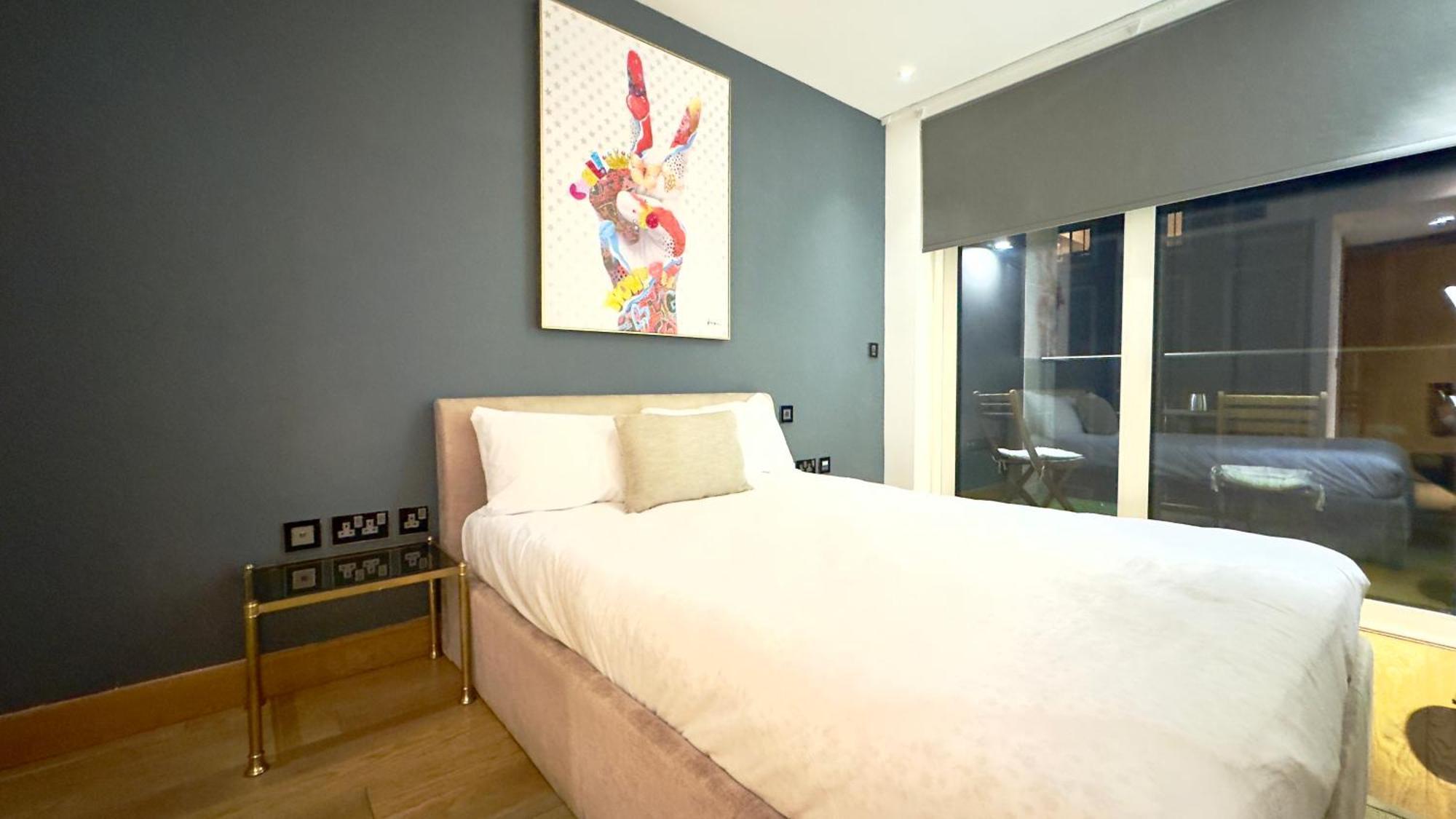 3 Bedroom With 3 Bathrooms Apartment Close To Big Ben By Wild * London