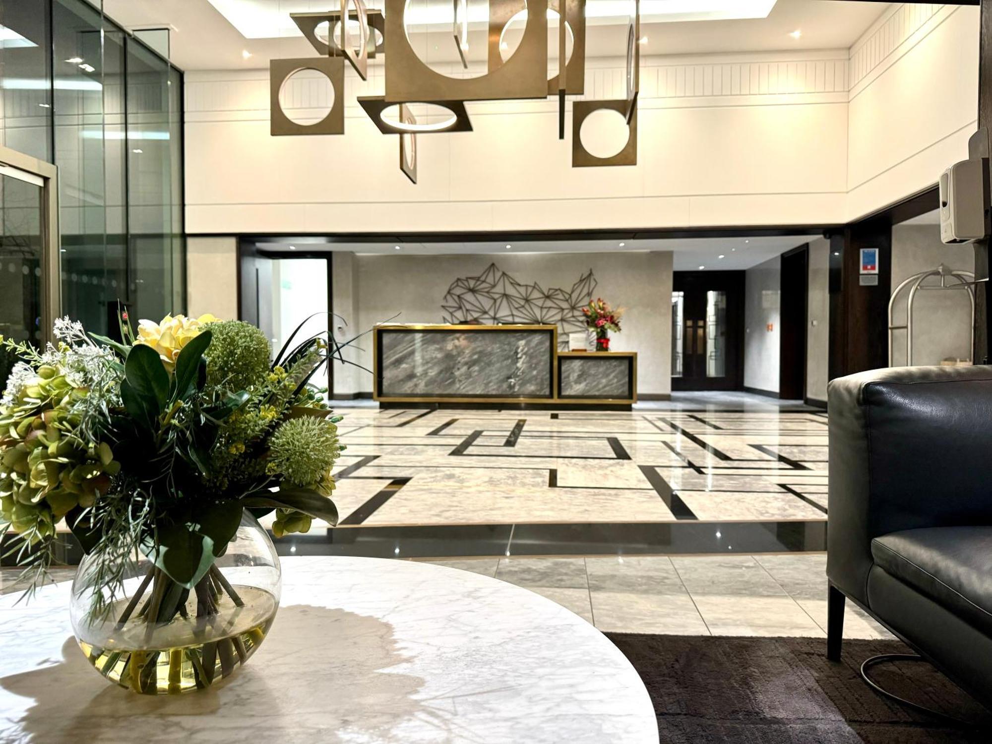 Apartment 3 Bedroom With 3 Bathrooms Apartment Close To Big Ben By Wild London